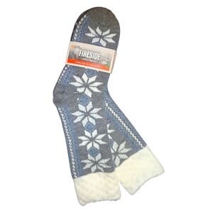 NWT Slipper Socks Christmas